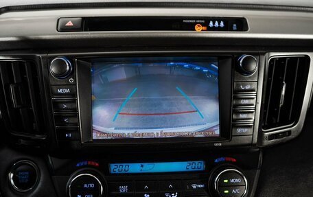 Toyota RAV4, 2017 год, 2 169 000 рублей, 11 фотография