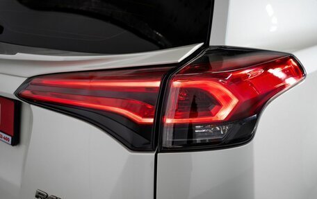 Toyota RAV4, 2017 год, 2 169 000 рублей, 22 фотография