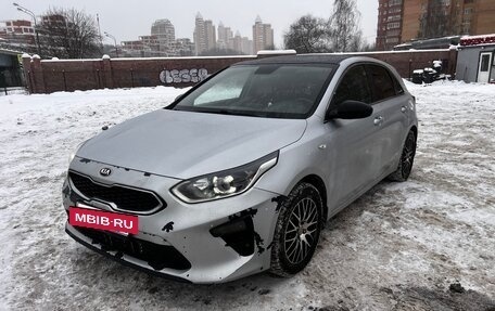 KIA cee'd III, 2018 год, 1 450 000 рублей, 2 фотография