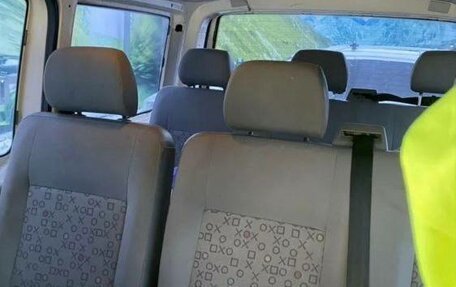 Volkswagen Transporter T5 рестайлинг, 2006 год, 1 200 000 рублей, 6 фотография