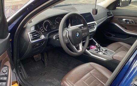 BMW 3 серия, 2019 год, 2 590 000 рублей, 7 фотография