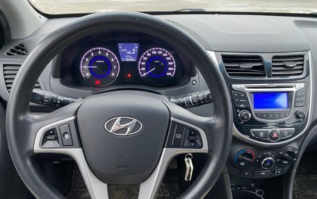 Hyundai Solaris II рестайлинг, 2014 год, 685 000 рублей, 5 фотография