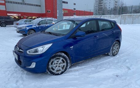 Hyundai Solaris II рестайлинг, 2014 год, 685 000 рублей, 3 фотография