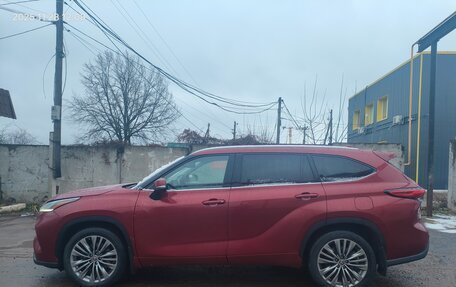 Toyota Highlander, 2021 год, 4 750 000 рублей, 2 фотография