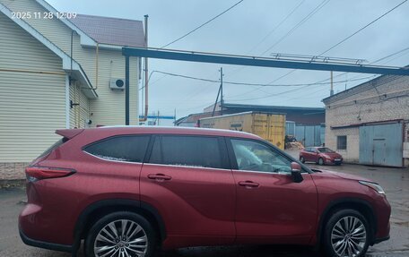 Toyota Highlander, 2021 год, 4 750 000 рублей, 7 фотография