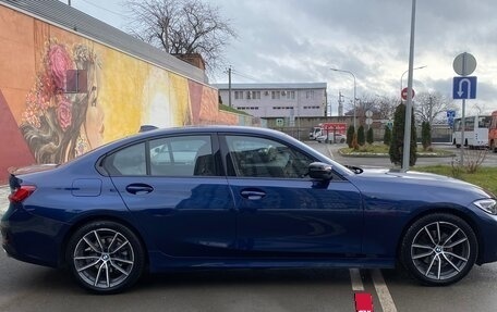 BMW 3 серия, 2019 год, 2 590 000 рублей, 13 фотография