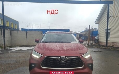 Toyota Highlander, 2021 год, 4 750 000 рублей, 10 фотография