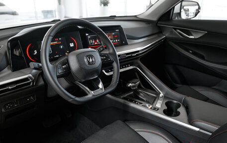 Changan CS35 Plus, 2024 год, 2 649 900 рублей, 17 фотография