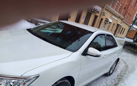 Toyota Camry, 2015 год, 2 100 000 рублей, 5 фотография