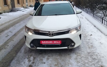 Toyota Camry, 2015 год, 2 100 000 рублей, 6 фотография