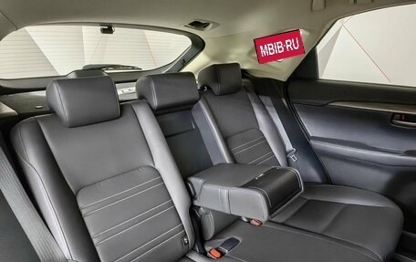 Lexus NX I, 2015 год, 2 999 999 рублей, 17 фотография