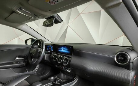 Mercedes-Benz CLA, 2020 год, 2 945 000 рублей, 13 фотография