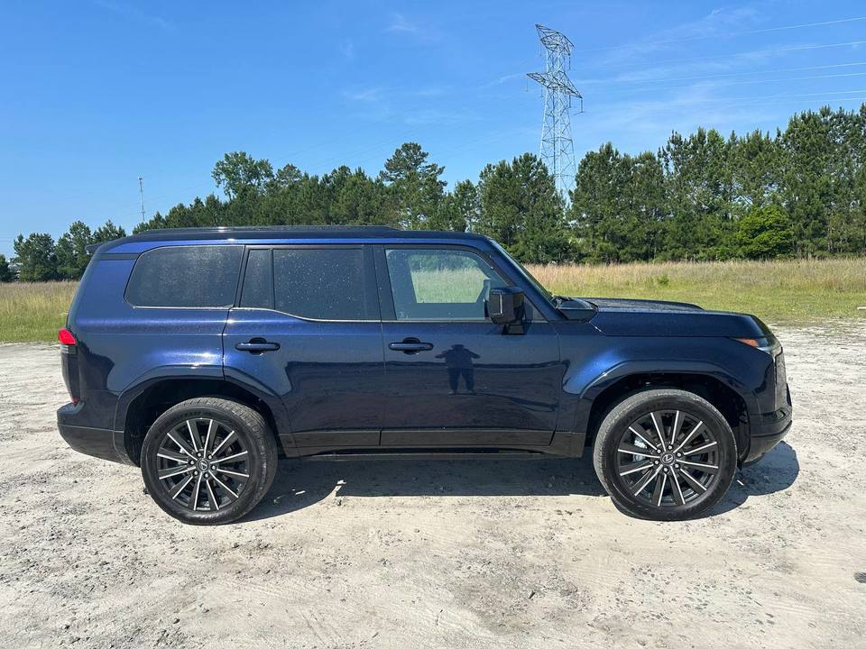 Lexus GX II рестайлинг 2, 2026 год, 17 500 000 рублей, 3 фотография