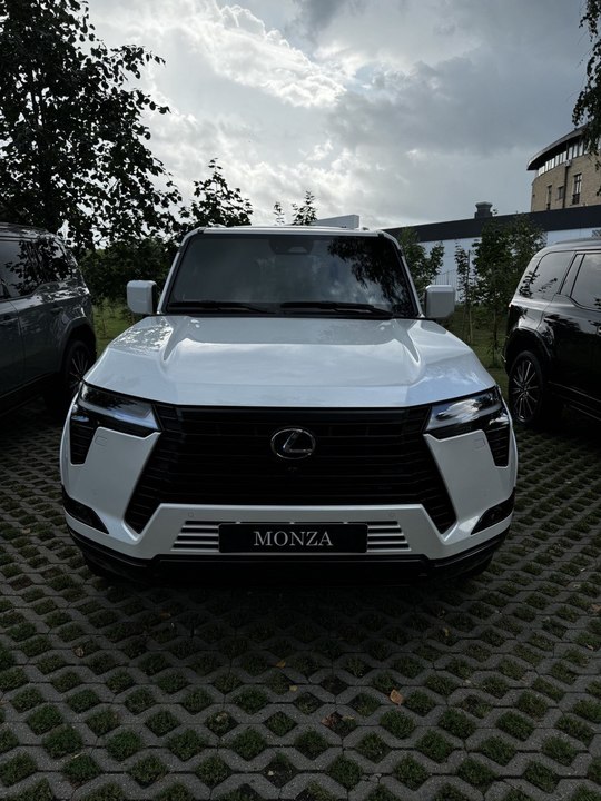 Lexus GX II рестайлинг 2, 2026 год, 17 500 000 рублей, 7 фотография