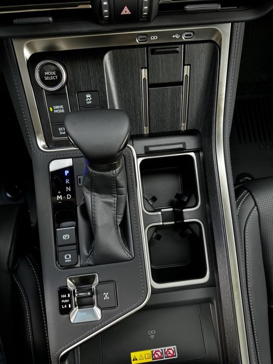 Lexus GX II рестайлинг 2, 2026 год, 17 500 000 рублей, 14 фотография