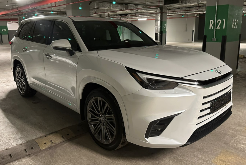 Lexus TX, 2026 год, 13 500 000 рублей, 2 фотография