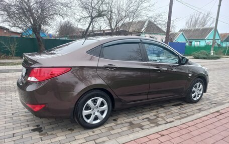 Hyundai Solaris II рестайлинг, 2015 год, 915 000 рублей, 8 фотография