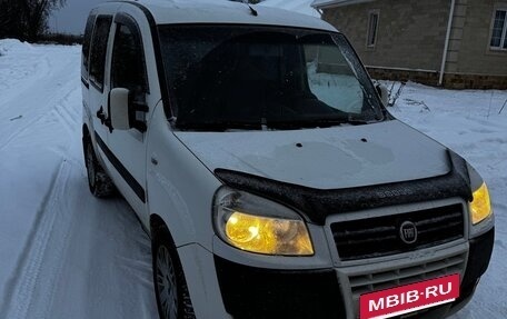 Fiat Doblo I, 2013 год, 800 000 рублей, 2 фотография