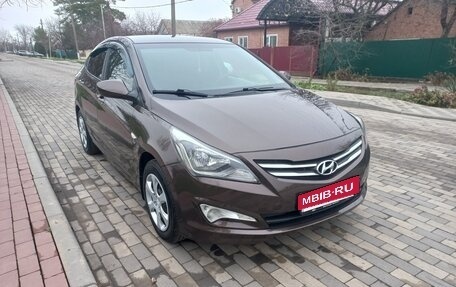 Hyundai Solaris II рестайлинг, 2015 год, 915 000 рублей, 6 фотография
