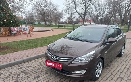 Hyundai Solaris II рестайлинг, 2015 год, 915 000 рублей, 9 фотография