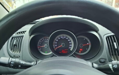 KIA Cerato III, 2010 год, 700 000 рублей, 2 фотография