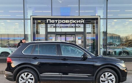 Volkswagen Tiguan II, 2021 год, 3 585 000 рублей, 5 фотография
