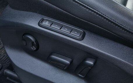 Volkswagen Tiguan II, 2021 год, 3 585 000 рублей, 20 фотография