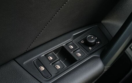 Volkswagen Tiguan II, 2021 год, 3 585 000 рублей, 18 фотография