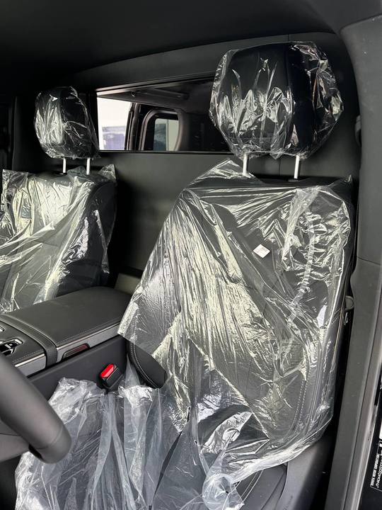 Lexus LM I, 2026 год, 25 000 000 рублей, 15 фотография