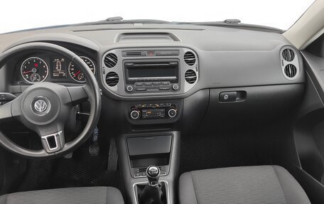 Volkswagen Tiguan I, 2011 год, 950 000 рублей, 17 фотография