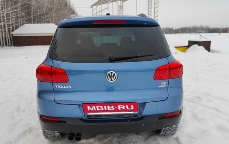 Volkswagen Tiguan I, 2011 год, 950 000 рублей, 5 фотография