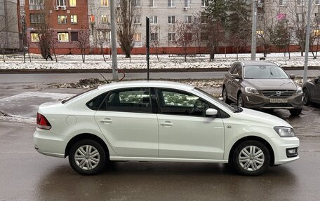 Volkswagen Polo VI (EU Market), 2015 год, 730 000 рублей, 3 фотография