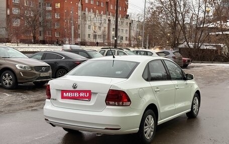 Volkswagen Polo VI (EU Market), 2015 год, 730 000 рублей, 2 фотография