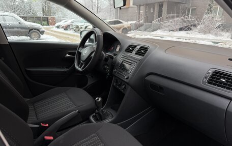 Volkswagen Polo VI (EU Market), 2015 год, 730 000 рублей, 9 фотография