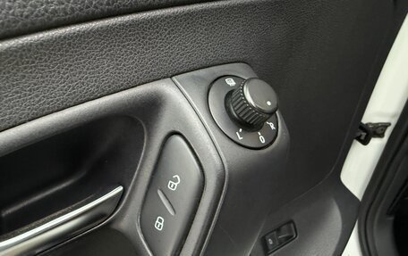 Volkswagen Polo VI (EU Market), 2015 год, 730 000 рублей, 12 фотография