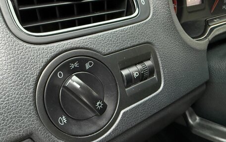 Volkswagen Polo VI (EU Market), 2015 год, 730 000 рублей, 13 фотография