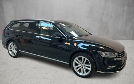 Volkswagen Passat B8 рестайлинг, 2022 год, 2 542 000 рублей, 3 фотография