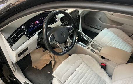 Volkswagen Passat B8 рестайлинг, 2022 год, 2 542 000 рублей, 6 фотография