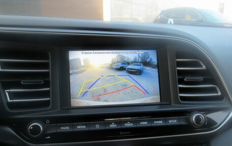 Hyundai Elantra VI рестайлинг, 2019 год, 1 648 500 рублей, 15 фотография