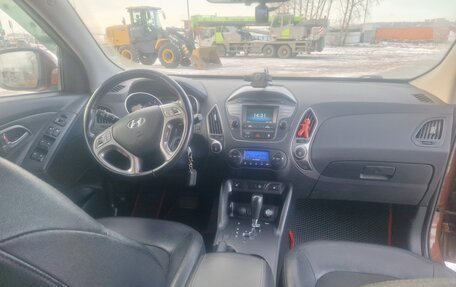 Hyundai ix35 I рестайлинг, 2013 год, 1 500 000 рублей, 7 фотография