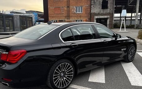BMW 7 серия, 2010 год, 2 800 000 рублей, 2 фотография