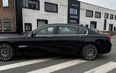 BMW 7 серия, 2010 год, 2 800 000 рублей, 8 фотография