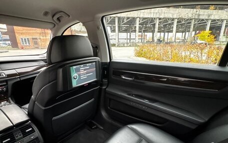 BMW 7 серия, 2010 год, 2 800 000 рублей, 15 фотография