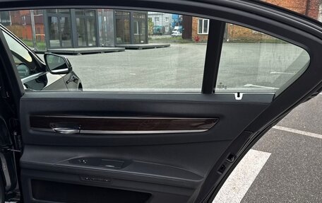 BMW 7 серия, 2010 год, 2 800 000 рублей, 24 фотография