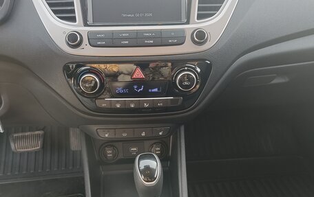 Hyundai Solaris II рестайлинг, 2019 год, 1 800 000 рублей, 5 фотография