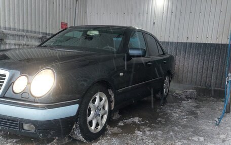 Mercedes-Benz E-Класс, 1995 год, 377 777 рублей, 3 фотография