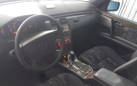 Mercedes-Benz E-Класс, 1995 год, 377 777 рублей, 8 фотография