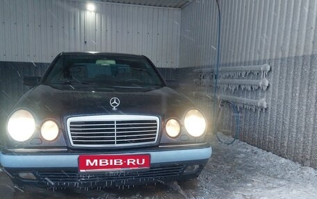 Mercedes-Benz E-Класс, 1995 год, 377 777 рублей, 2 фотография