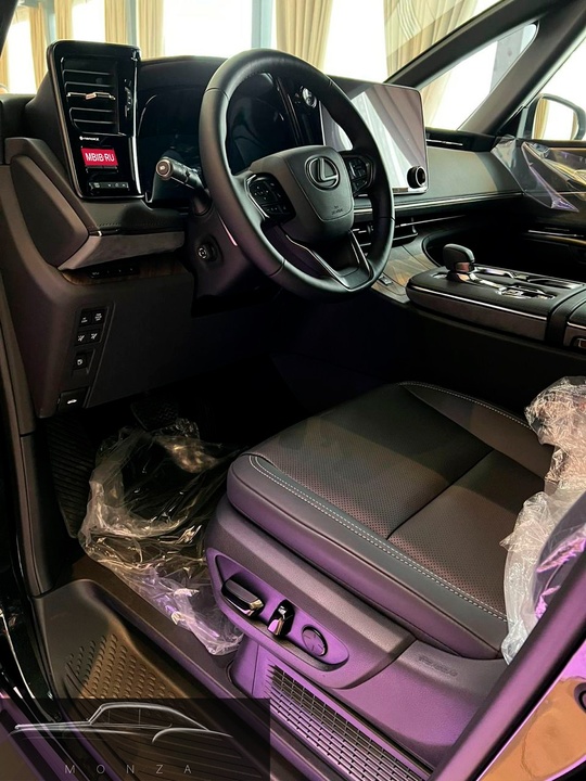 Lexus LM I, 2026 год, 24 000 000 рублей, 27 фотография