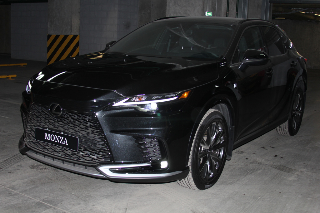 Lexus RX IV рестайлинг, 2026 год, 12 500 000 рублей, 18 фотография